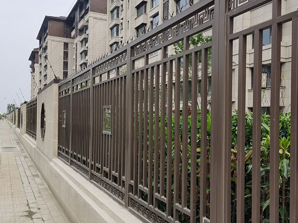 別墅圍墻護欄