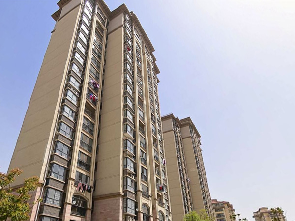 宿州上河城小區(qū)定制鋁合金百葉窗、陽臺護欄案例