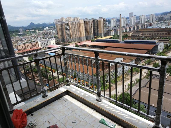 陽臺護(hù)欄材質(zhì)有哪些? 陽臺護(hù)欄材質(zhì)有哪些?