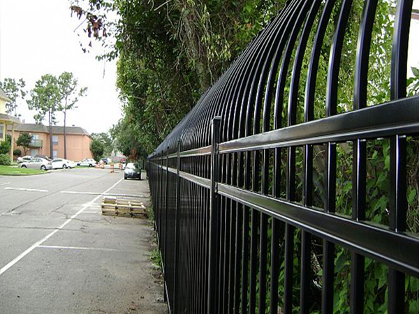 彎頭圍墻護(hù)欄2