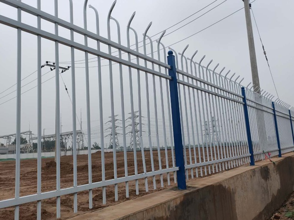 小區(qū)圍墻欄桿價(jià)格會(huì)受到這幾個(gè)因素影響,你知道嗎? 小區(qū)圍墻欄桿價(jià)格會(huì)受到這幾個(gè)因素影響,你知道嗎?