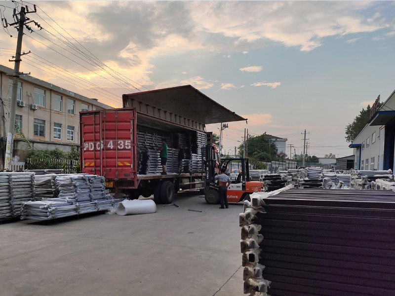 金用護(hù)欄2020年9月9日鋅鋼陽臺護(hù)欄發(fā)貨！