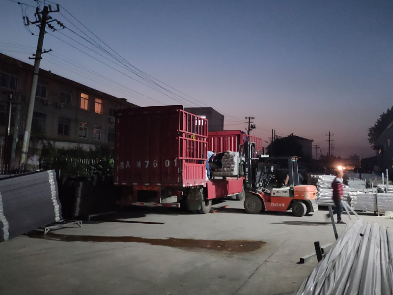 金用護(hù)欄2020年10月23日鋅鋼陽臺護(hù)欄發(fā)貨！