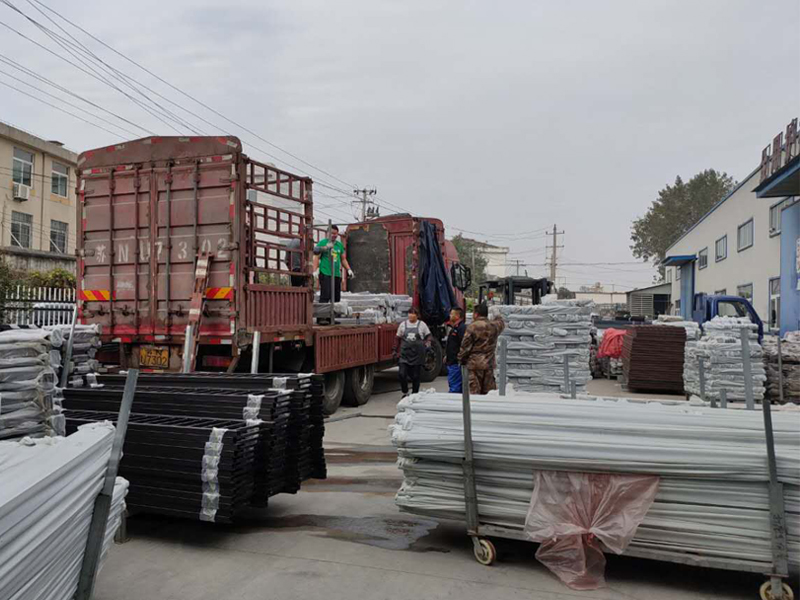 金用護(hù)欄2020年10月26日上午鋅鋼陽臺護(hù)欄發(fā)貨！