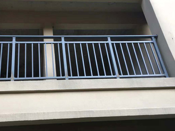 安徽護(hù)欄廠家哪里有？