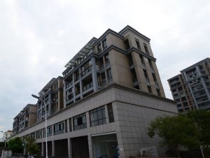 黃山休寧海陽(yáng)華府小區(qū)百葉窗、樓梯扶手定制