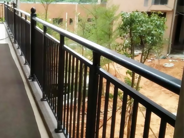 鋅鋼護欄可以用到哪些地方？