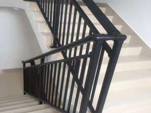 樓梯扶手如何選？