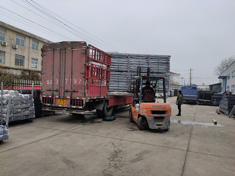 金用護(hù)欄2021年3月9日鋅鋼陽臺護(hù)欄發(fā)貨！