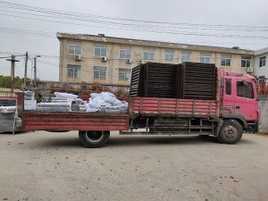 金用護(hù)欄2021年3月30日鋅鋼百葉窗發(fā)貨！