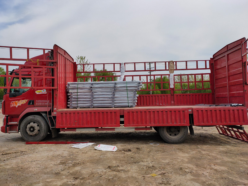 金用護欄2021年4月6日鋅鋼陽臺欄桿發(fā)貨！