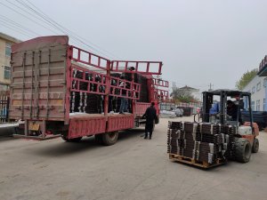 金用護(hù)欄2021年4月7日鋅鋼空調(diào)欄桿發(fā)貨！