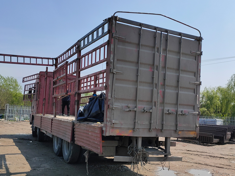 金用護欄2021年4月8日鋅鋼窗戶護欄發(fā)貨！