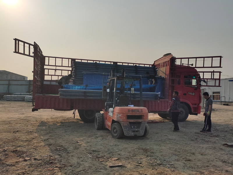 金用護欄2021年4月15日鋅鋼陽臺護欄發(fā)貨！