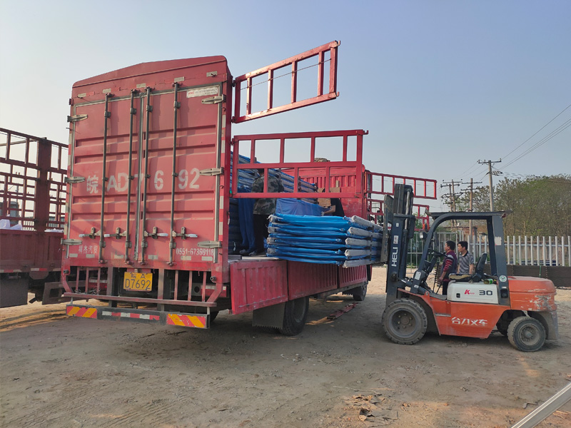 金用護欄2021年4月15日鋅鋼陽臺護欄發(fā)貨！