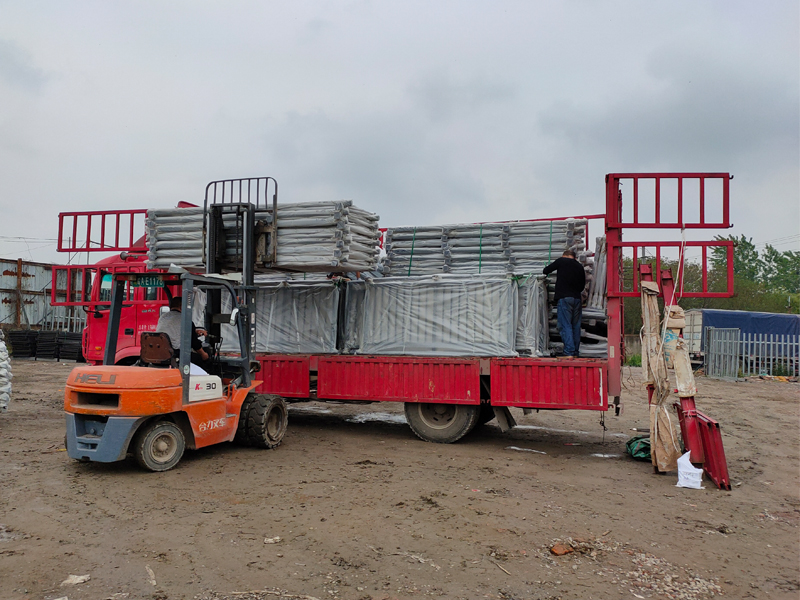 金用護欄2021年4月21日鋅鋼陽臺護欄發(fā)貨！