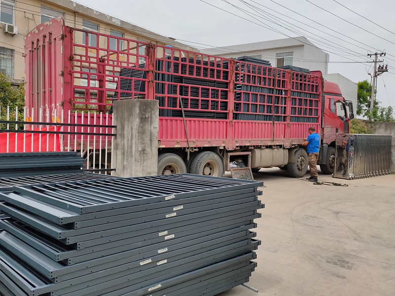 金用護(hù)欄2021年5月6日鋅鋼百葉窗發(fā)貨! 金用護(hù)欄2021年5月6日鋅鋼百葉窗發(fā)貨!