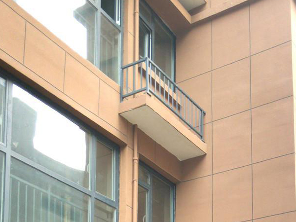 空調護欄有必要安裝嗎？