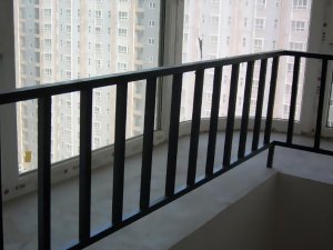 飄窗護欄用什么材質安全？