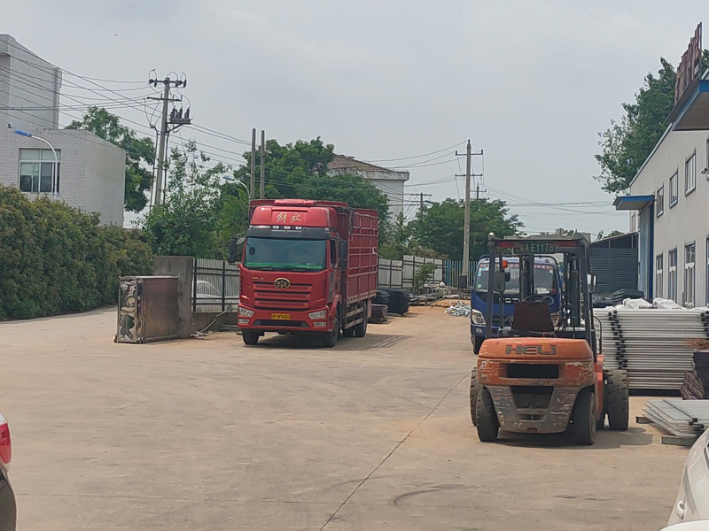 2023年5月24日鋅鋼連廊欄桿裝車發(fā)貨！