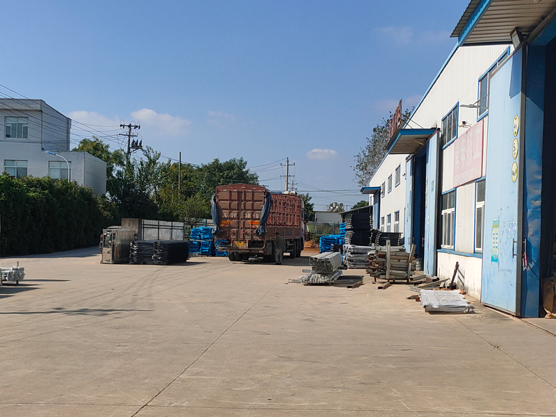 2024年10月26日鋅鋼百葉窗裝車發貨！